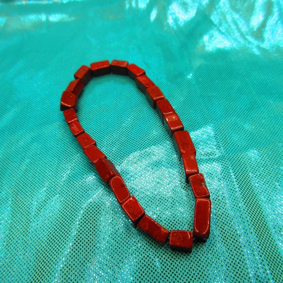 Red Jasper Rectangles 7" Stretchy Gemstone Bracelet - Picture 2 of 3